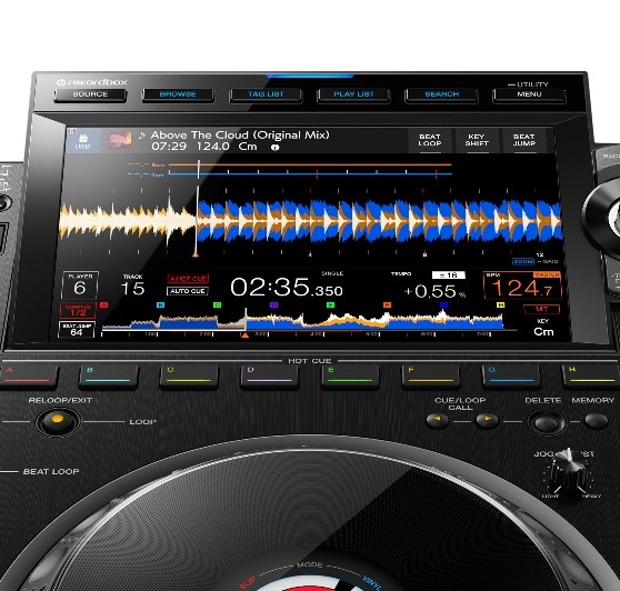 Pioneer DJより「CDJ-3000」登場! DJの創造性を最大限に引き出す