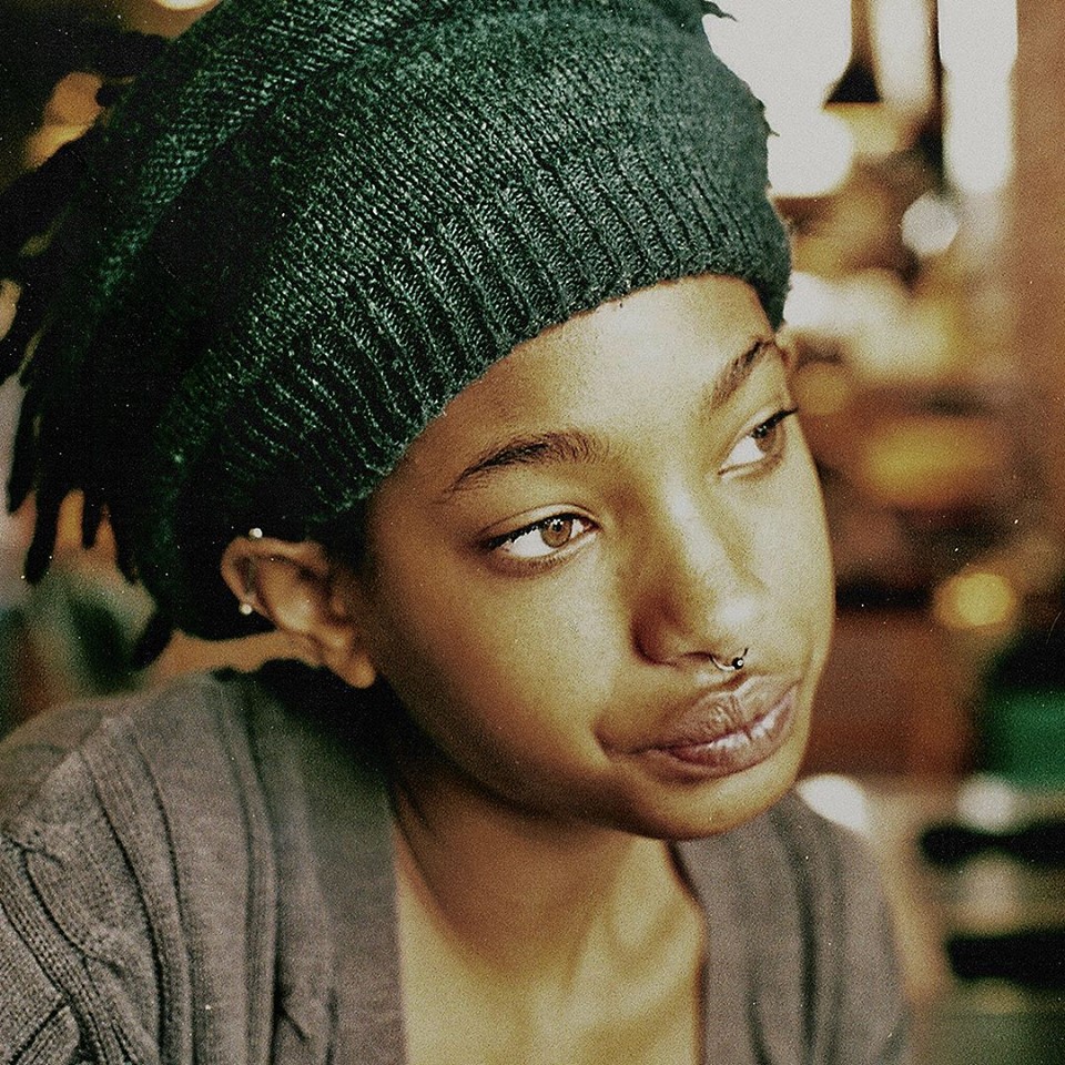 ウィル・スミスを父に持つWillow Smith（ウィロー・スミス）はシンガー