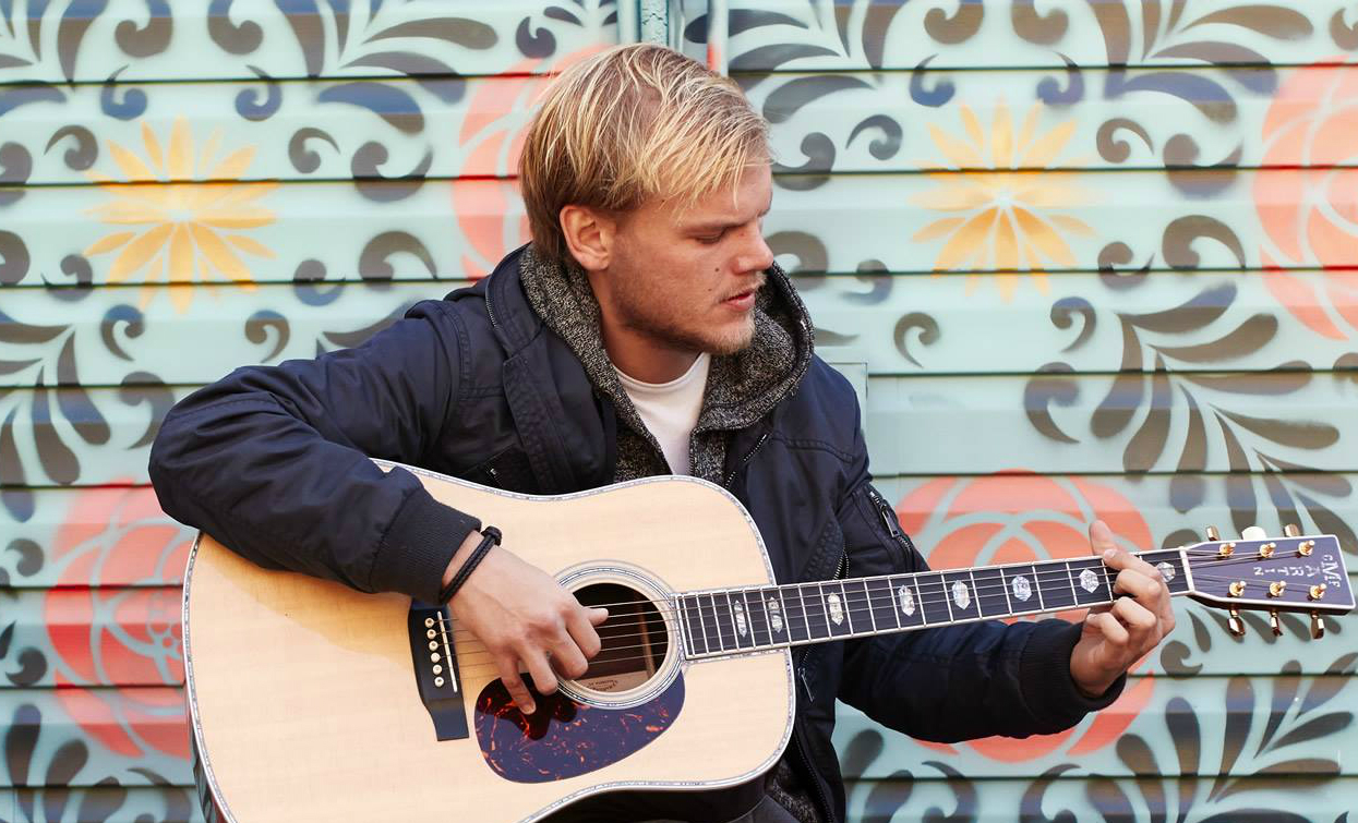 アヴィーチー・リミックスコンテストで日本人プロデューサーの