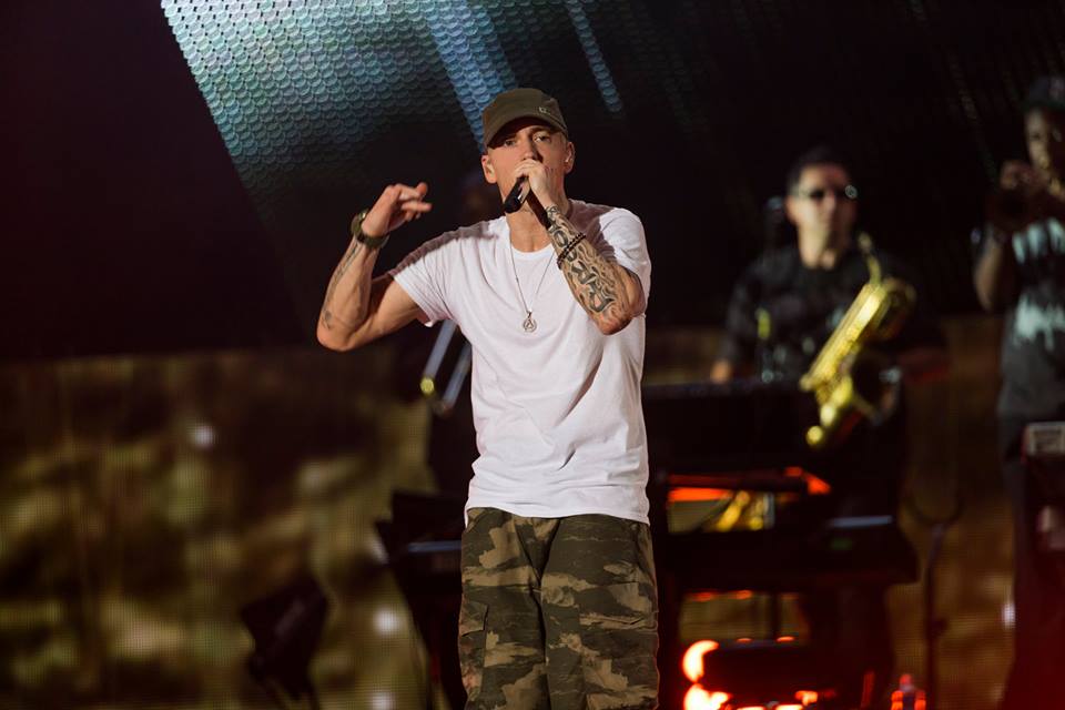 最強の白人ラッパー Eminem エミネム がスターダムにのし上がるまで Block Fm