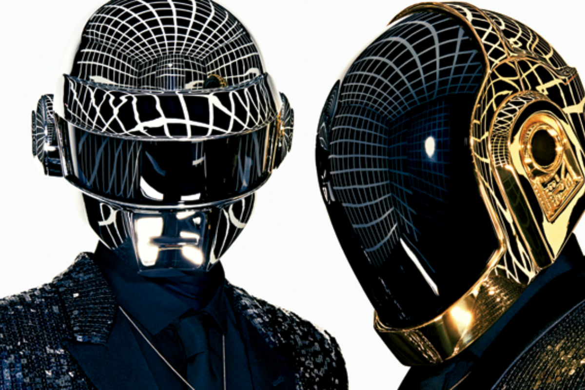 ダフト・パンクのホリデーシーズン向け公式グッズが再登場