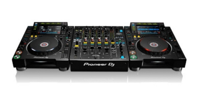 Pioneer DJが新商品CDJ-2000NXS2、DJ ミキサーDJM-900NXS2を2月