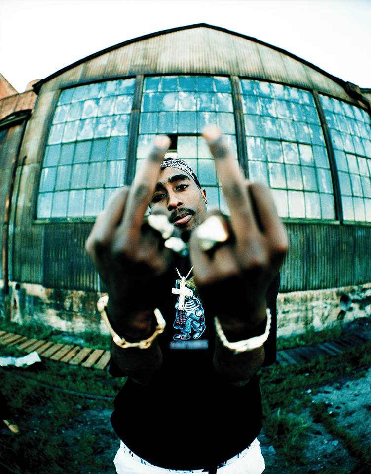 伝説になったラッパー・2PAC（2パック）の伝記とも言える映画『オール