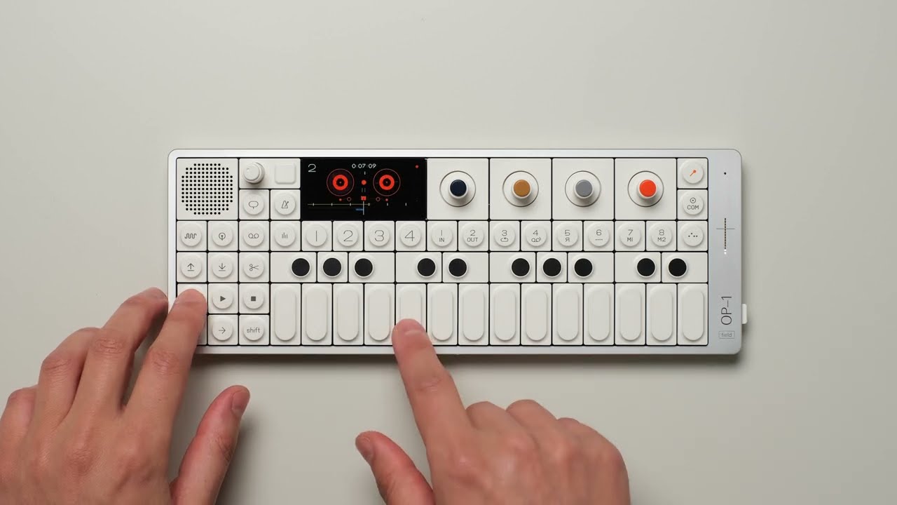 Aランク 週末特価 Teenage Engineering OP-1（生産終了モデル） - 通販