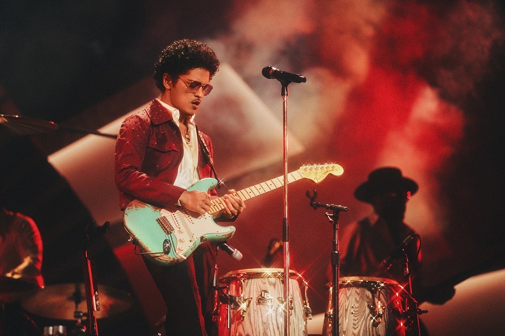 Bruno Mars、緊急来日公演決定! 京セラドーム2DAYS & 東京ドーム2DAYS 