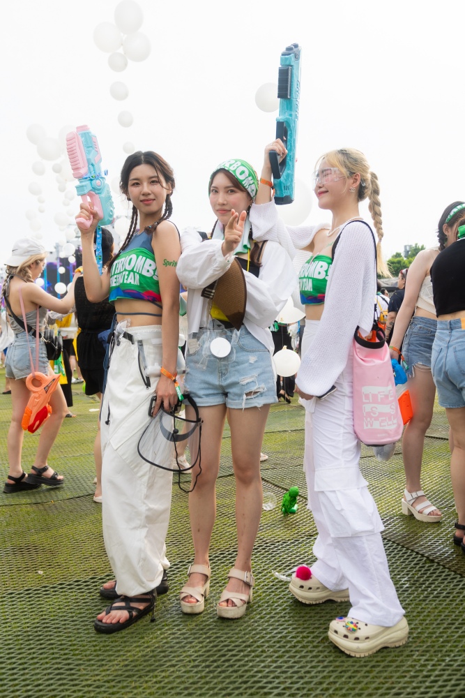 waterbomb seoul fashion snap