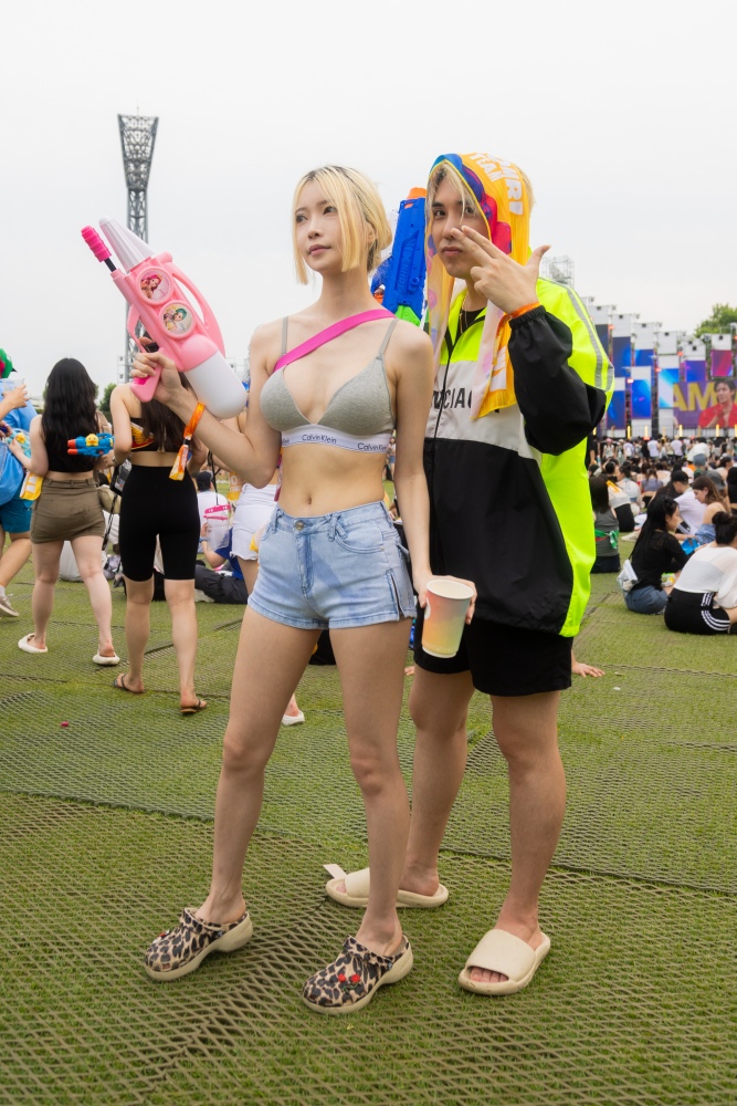 waterbomb seoul fashion snap