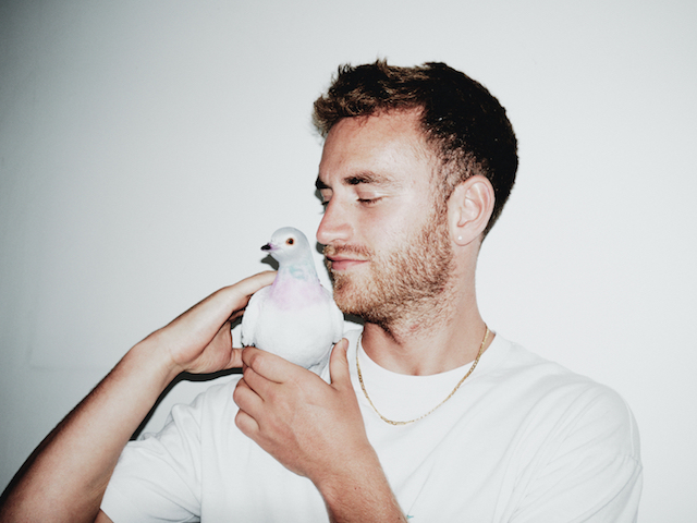 Tom Mischによるダンスミュージック・プロジェクト、Supershyが