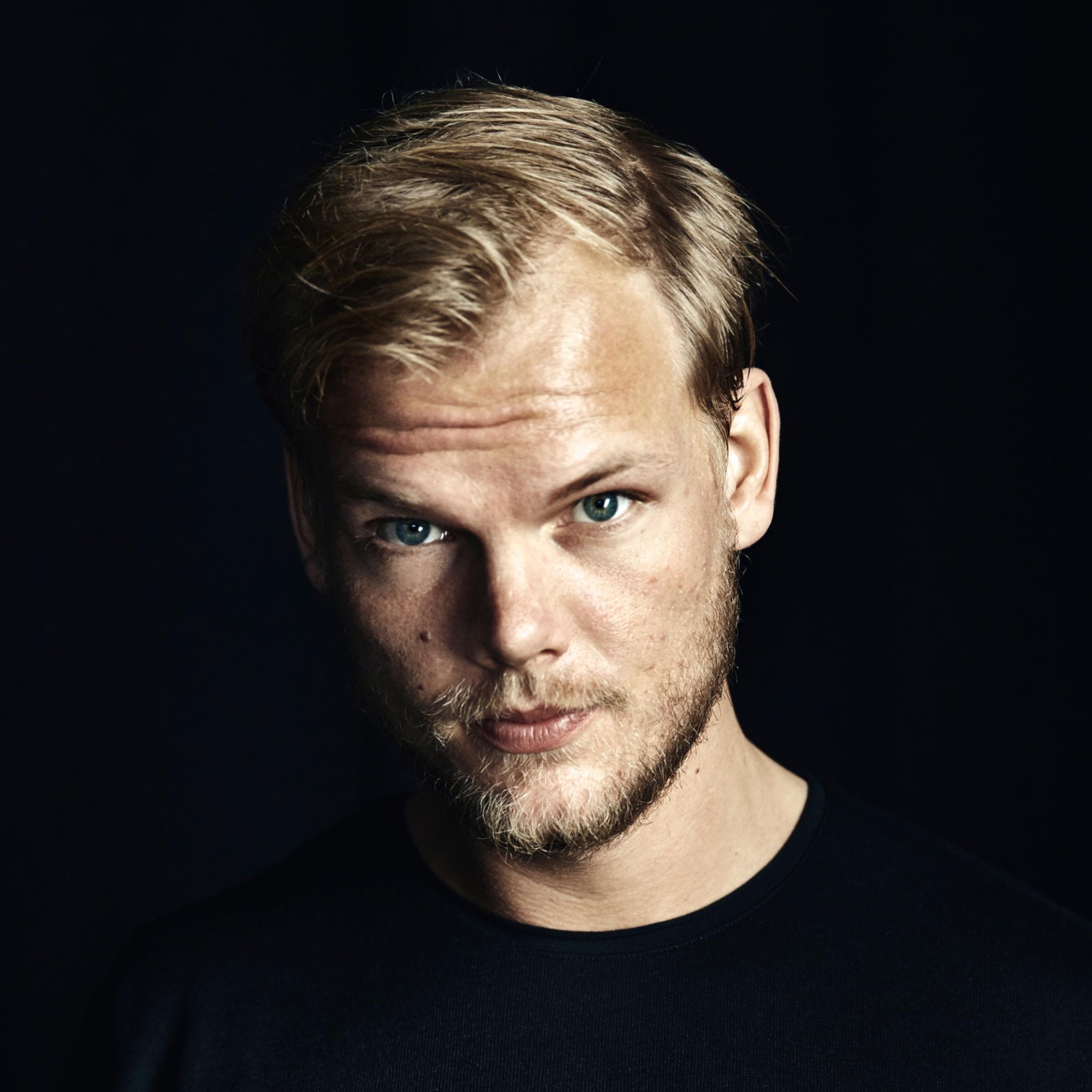 Aviciiのトリビュートコンサートが復活! 2023年12月に母国スウェーデンにて開催決定 | block.fm