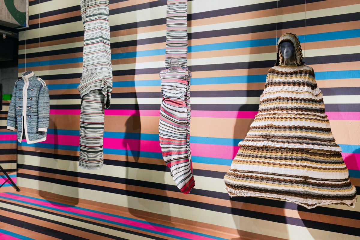 アート・デザイン・音楽 FASHION あたらしい音楽のデザイン」カバーアート - 藤井風、Vaundy、YOASOBI