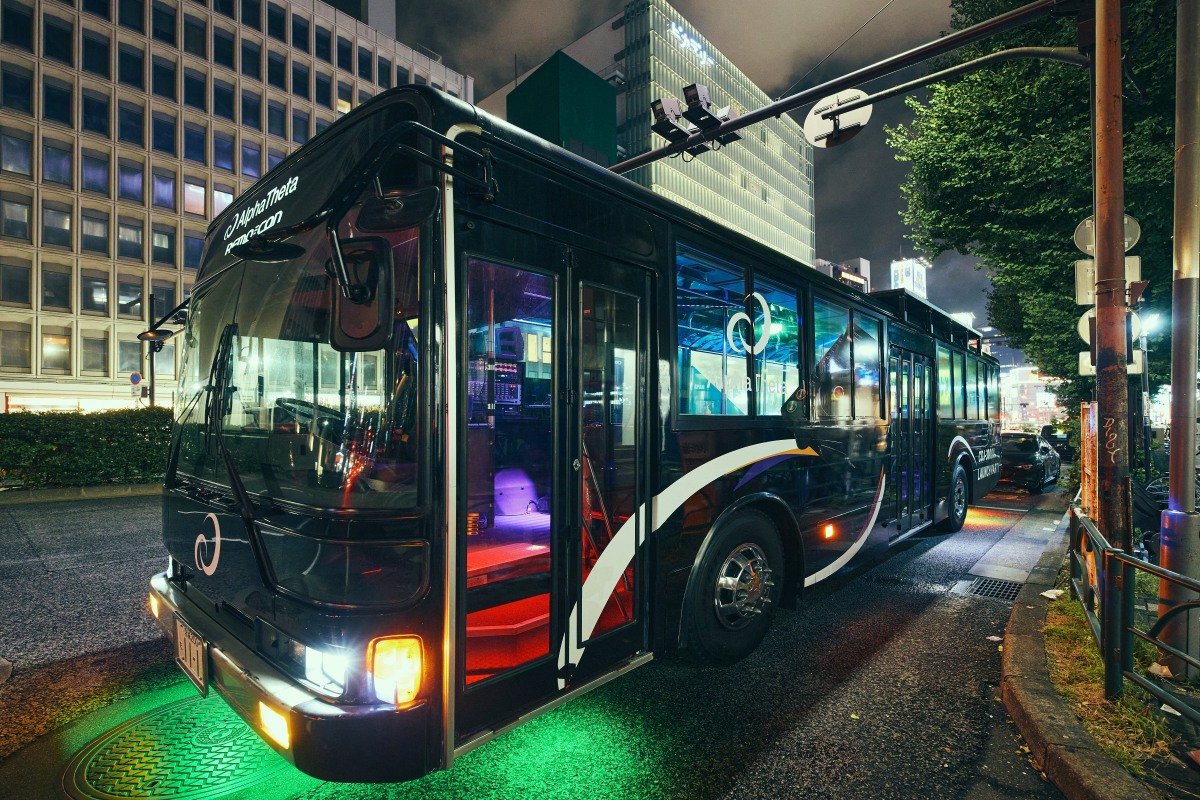 DJ BUS TOKYO』｜“走るクラブ”で味わう新しい音楽体験